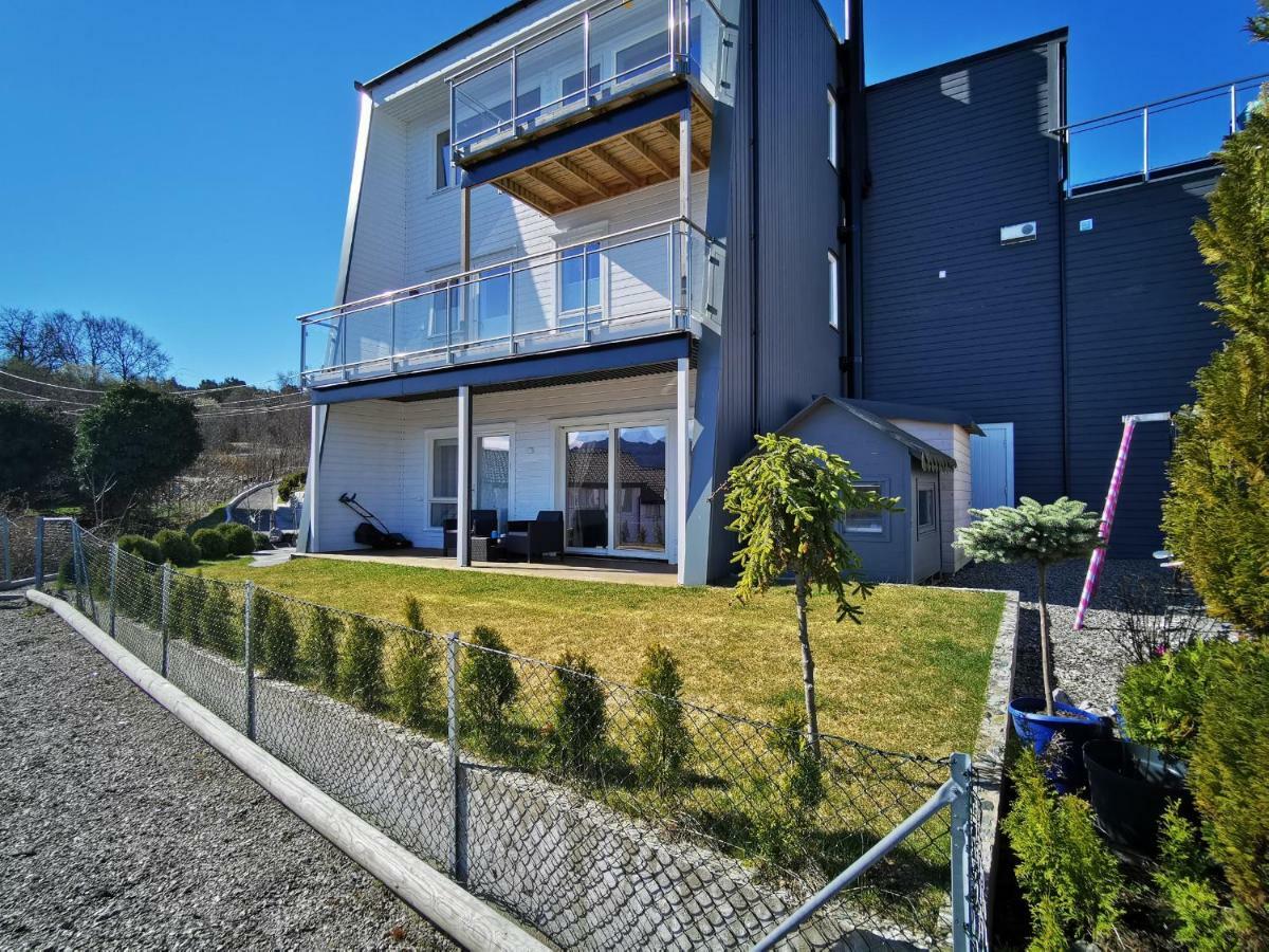 Bjornestrand Fjordside View Bergen Exterior foto