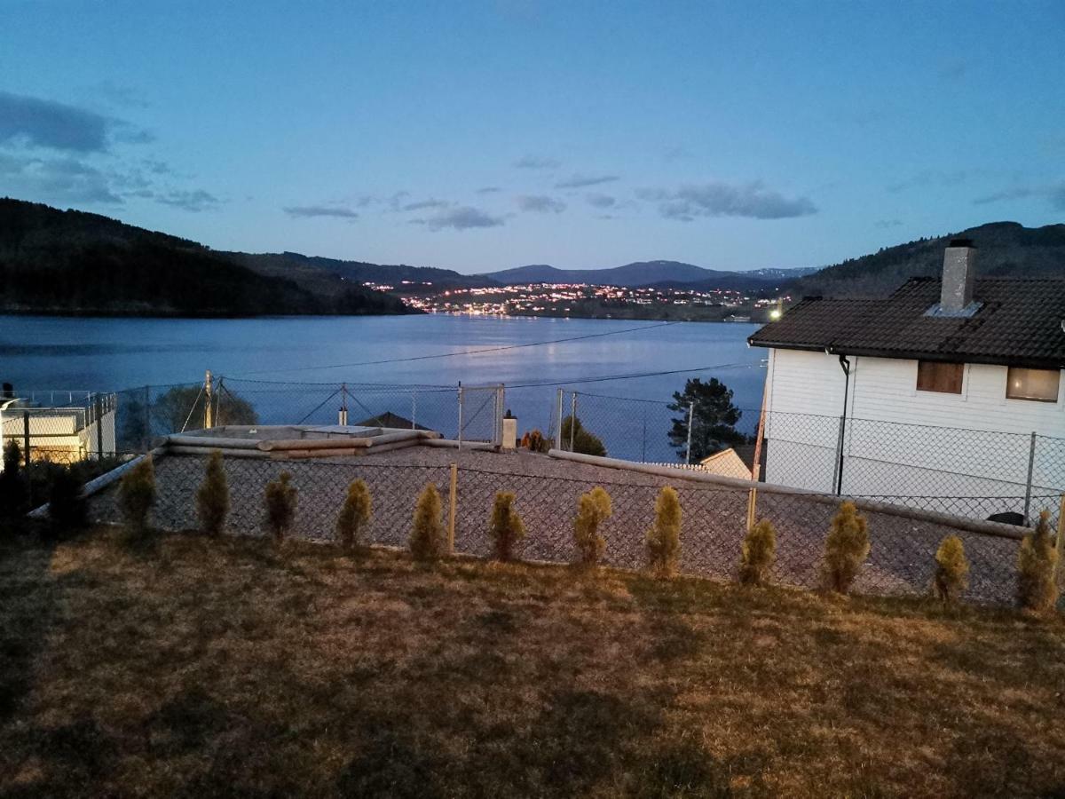Bjornestrand Fjordside View Bergen Exterior foto