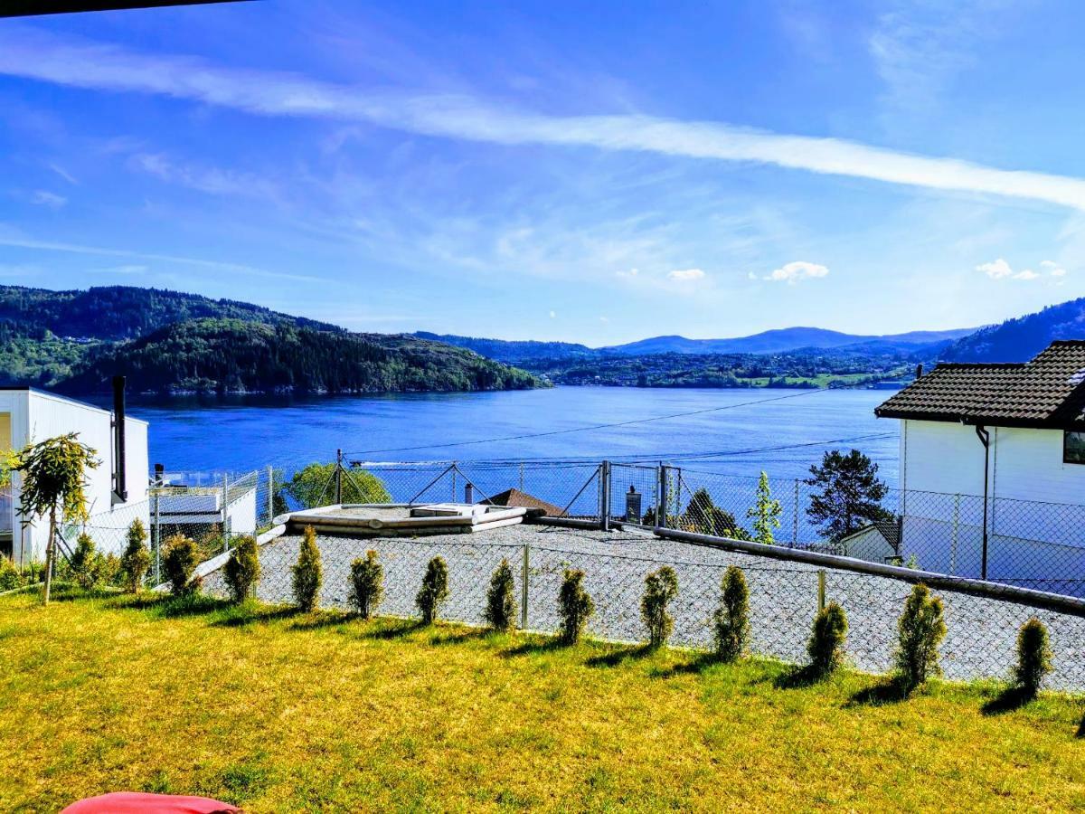 Bjornestrand Fjordside View Bergen Exterior foto