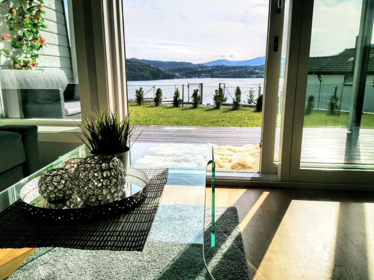 Bjornestrand Fjordside View Bergen Exterior foto